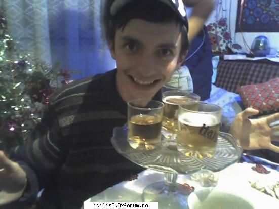 un pic de bauturica, niciodata nu strica  :d poze