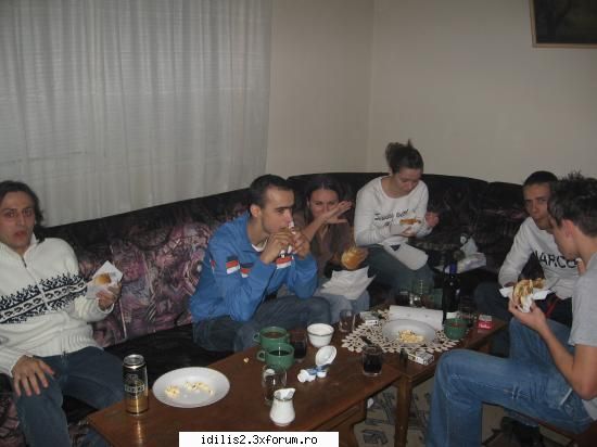 Poze - Noi tot mancam in continuu :D - mIRC