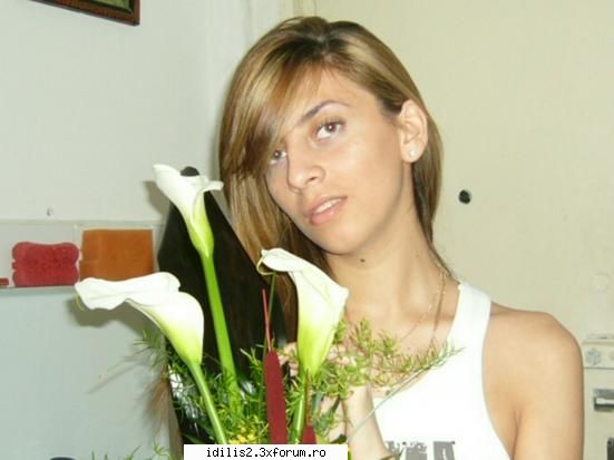 Poze - Va salut pe toti .. si ne vedem pe trivie:) sa - mIRC
